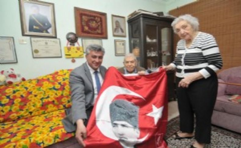 İnce'den yaşlılara saygı